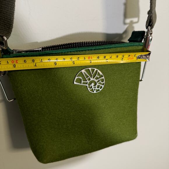 Rayerbag Women's Green Solid Adjustable Strap Zipper Crossbody Bags One Size - Picture 7 of 7